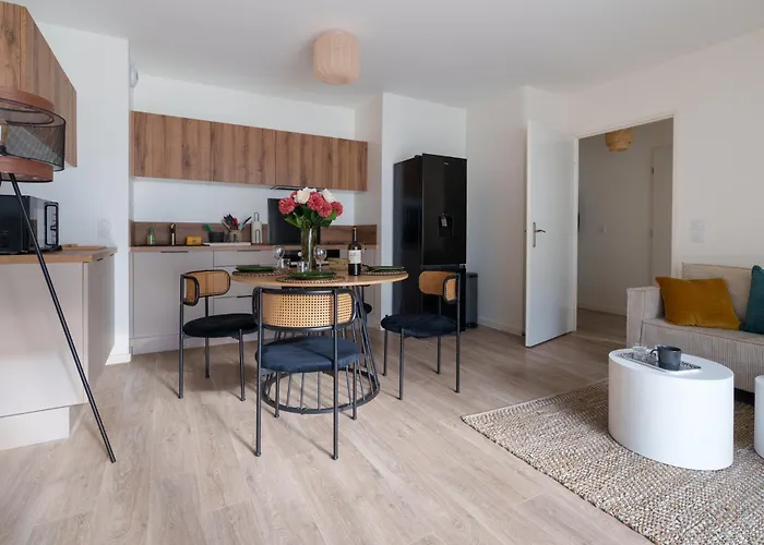 Les Muriers De - Parking Prive & Loggia Lejlighed